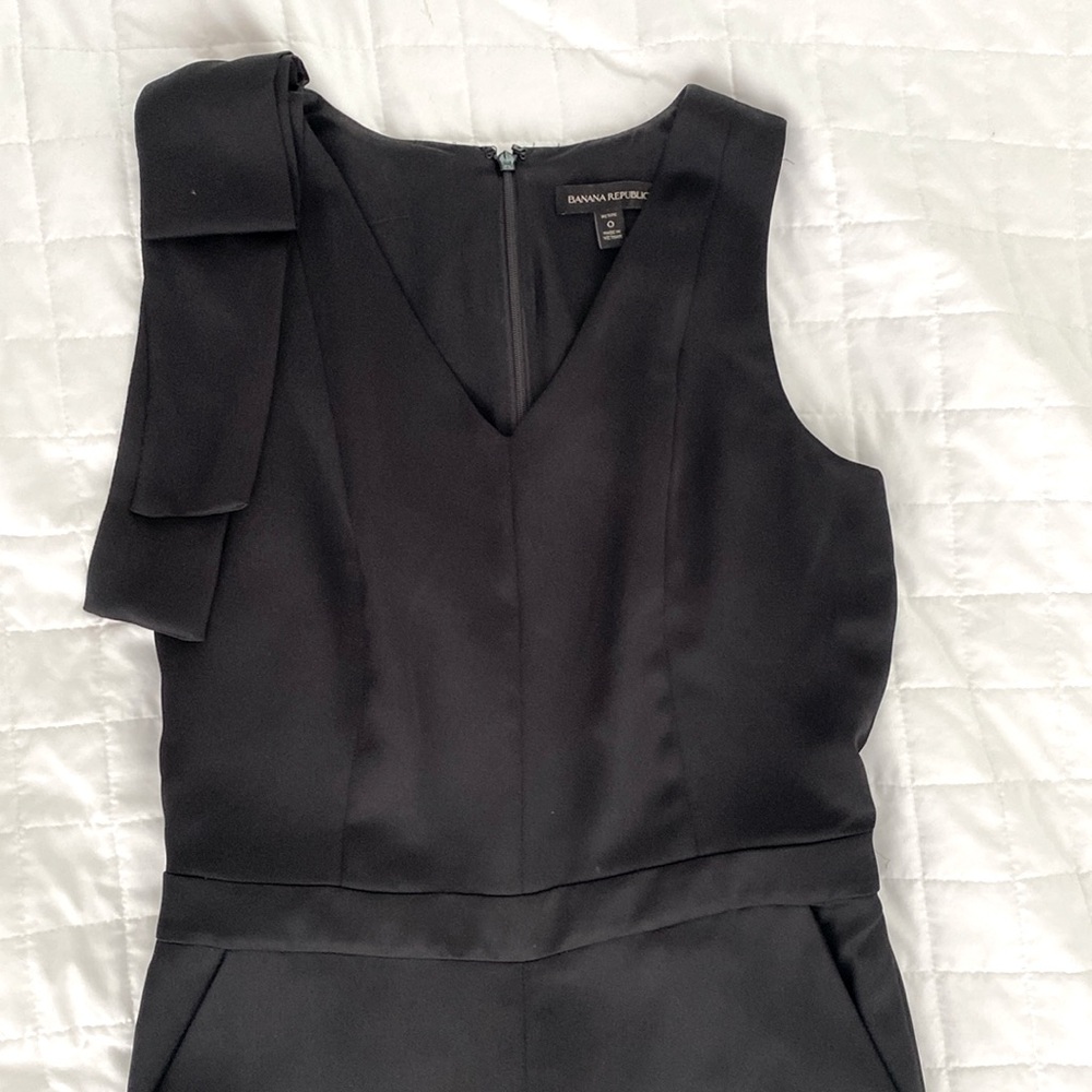 Black Banana Republic Jumpsuit size 0P